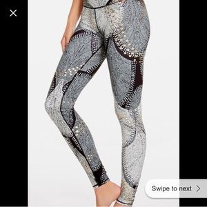 Fabletics Solar Capri Leggings